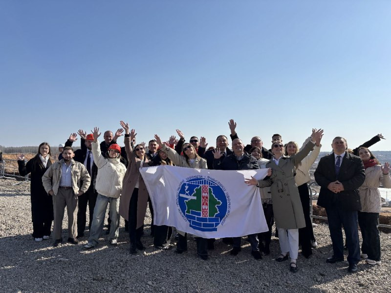 ААТ "Даламіт" аб'яднаў моладзь.