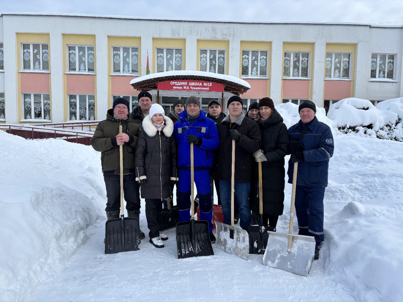 ААТ "Даламіт" наводзіць парадак пасля завеі ў мікрараёне Руба.