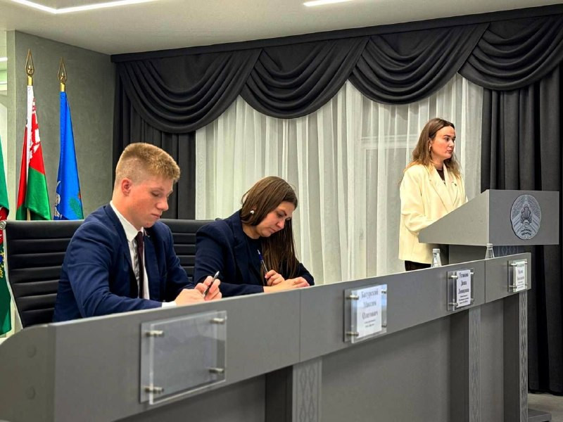 В ОАО «Доломит» прошла встреча с молодежью, посвященная Дню народного единства.
